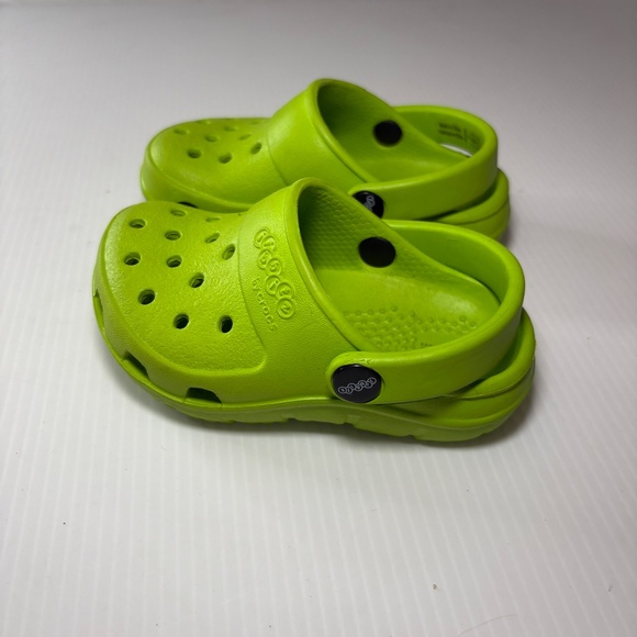 Jibbitz By Crocs Size 4, Lime Green Unisex Kids - Picture 5 of 10